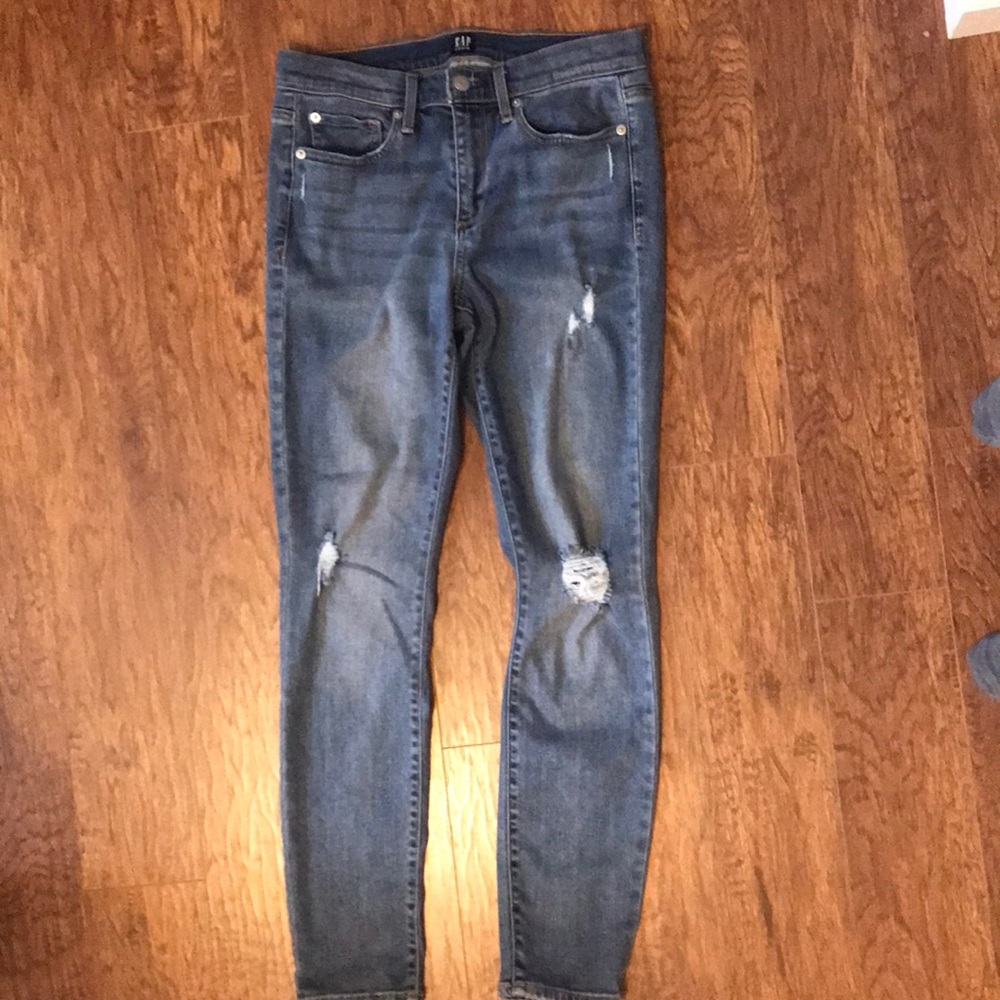 Gap True Skinny Jeans